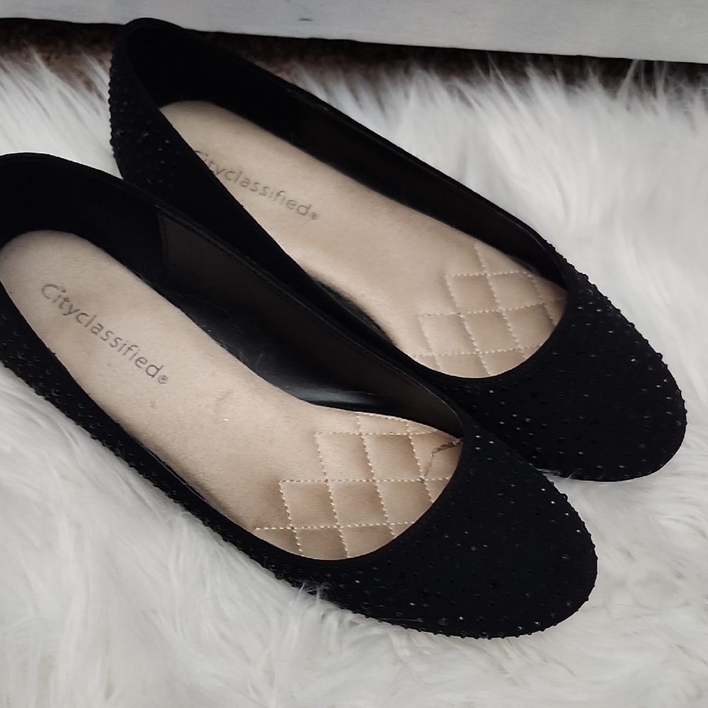 Black Ballet Flats - Picture 4 of 4